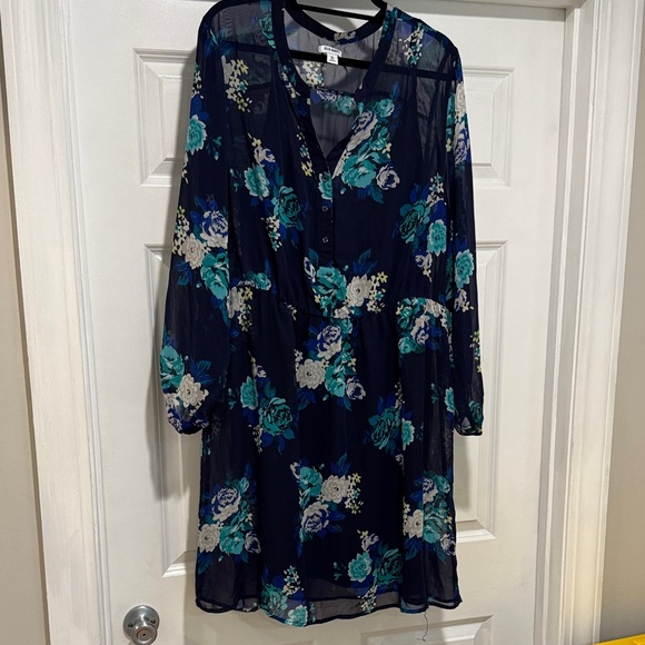 Old Navy Dresses & Skirts - Old Navy Navy Blue Floral Long Sleeve Dress